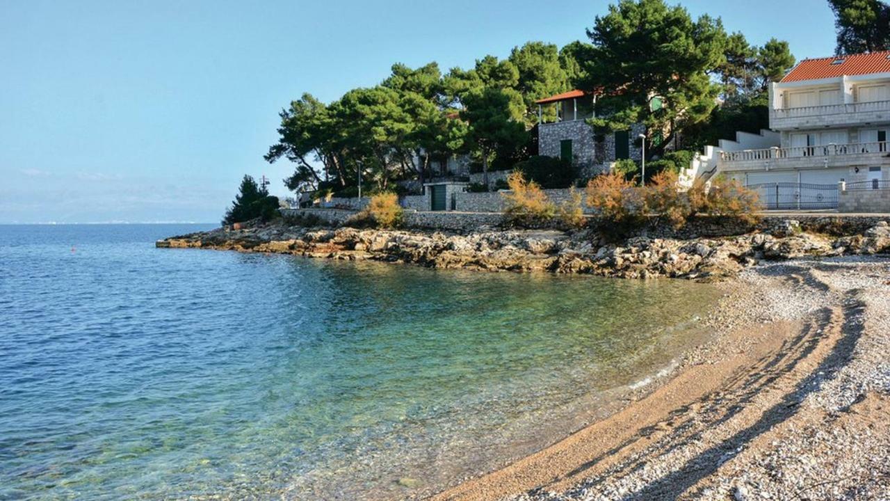 Schoenes Ferienhaus Direkt Am Meer Stomorska Luaran gambar